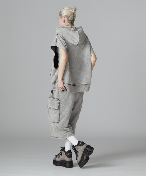 DANKE SCHON（ダンケシェーン）の「DankeSchon/ダンケシェーン/CHEMICAL SWEAT NOSLEEVE HOODIE（パーカー・レディース・グレー/ブラック・M/L）」の6枚目の写真