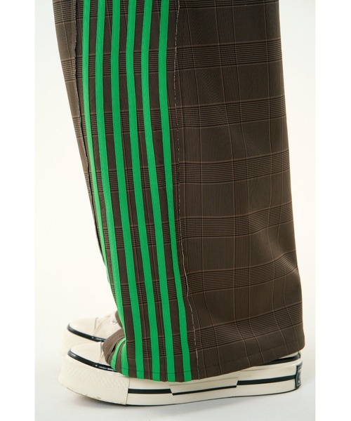 DISCOVERED（ディスカバード）の「CHECK BONDING LINE TRACK PANTS（スラックス・メンズ・ネイビー/ベージュ・LARGE/SMALL）」の14枚目の写真