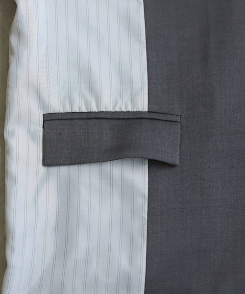 antiqua(アンティカ)の「切り替えストライプジャケット(テーラードジャケット・レディース・ブラック/グレー・ONESIZE)」の22枚目の写真