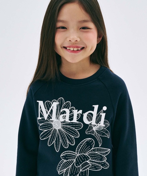 Mardi Mercredi(マルディメクルディ)の「KIDS SWEATSHIRT TRIPLE FLOWER / キッズ スウェットシャツ トリプル フラワー(スウェット・キッズ・ブラック/ホワイト×ピンク/ブラック×ピンク/ベージュ系その他/オートミール/ネイビー・110cm/120cm/130cm/100cm)」の6枚目の写真