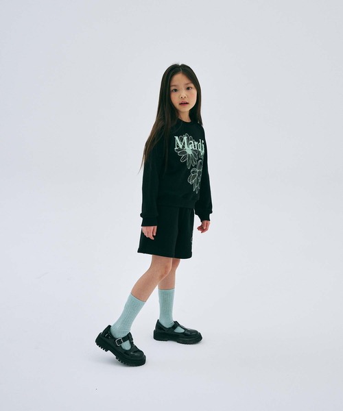 Mardi Mercredi(マルディメクルディ)の「KIDS SWEATSHIRT TRIPLE FLOWER / キッズ スウェットシャツ トリプル フラワー(スウェット・キッズ・ブラック/ホワイト×ピンク/ブラック×ピンク/ベージュ系その他/オートミール/ネイビー・110cm/120cm/130cm/100cm)」の17枚目の写真