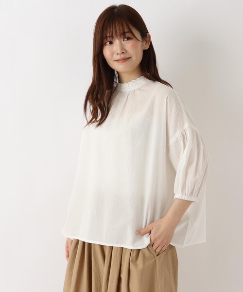 one'sterrace(ワンズテラス)の「レースハイネック 5分袖ブラウス(シャツ/ブラウス・レディース・アイボリー系8・02)」の2枚目の写真
