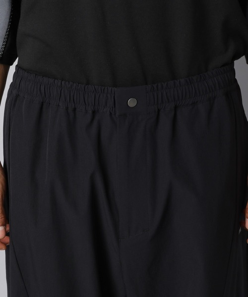 NUMERALS（ヌメラルズ）の「【NUMERALS】ライトシェルトラックパンツ（その他パンツ・メンズ・グレー/ブラック/カーキ・MEDIUM/LARGE）」の18枚目の写真