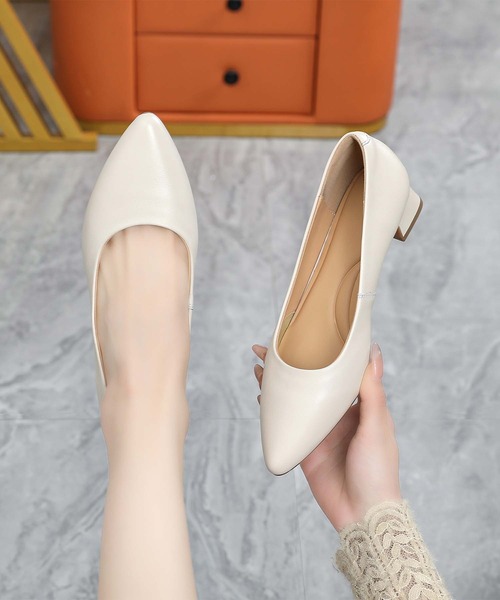 DECADE CLASSIC】エレガントデザインレザーアーモンドトゥヒール