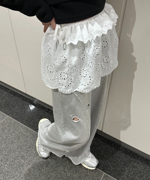 WEGO（ウィゴー）の「WEGO/エンブロレースリボンスカート（スカート・レディース・ホワイト・FREE）」の2枚目の写真