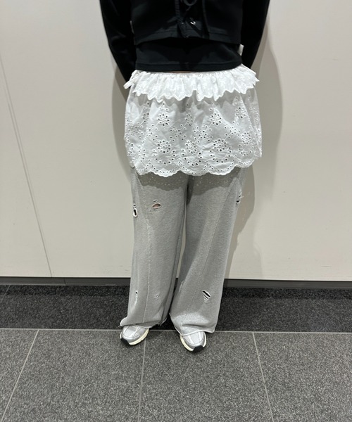 WEGO（ウィゴー）の「WEGO/エンブロレースリボンスカート（スカート・レディース・ホワイト・FREE）」の4枚目の写真