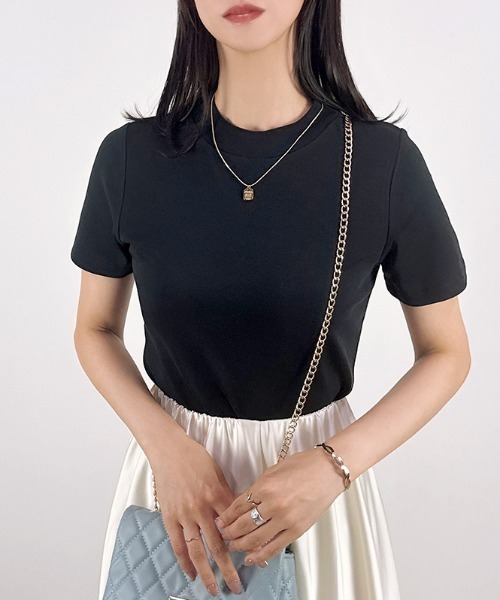 CLOTHY(クロシィ)の「【柔らかなコットン100%フライス素材♪】半袖プチハイTシャツ(Tシャツ/カットソー・レディース・ホワイト/ブラック/ネイビー/グレー/カーキ/ピンク/チャコールグレー/ラベンダー/ブルー/モカ/オフホワイト/グレイッシュベージュ・MEDIUM/LARGE)」の4枚目の写真