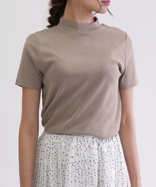 CLOTHY(クロシィ)の「【柔らかなコットン100%フライス素材♪】半袖プチハイTシャツ(Tシャツ/カットソー・レディース・ホワイト/ブラック/ネイビー/グレー/カーキ/ピンク/チャコールグレー/ラベンダー/ブルー/モカ/オフホワイト/グレイッシュベージュ・MEDIUM/LARGE)」の16枚目の写真
