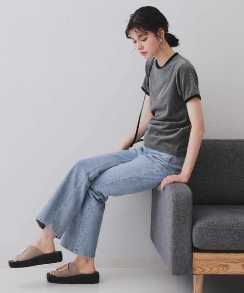 OPAQUE.CLIP（オペークドットクリップ）の「ベロアTシャツ【洗濯機洗い可】（Tシャツ/カットソー・レディース・チャコール/ネイビー系4・38/40/42）」の4枚目の写真