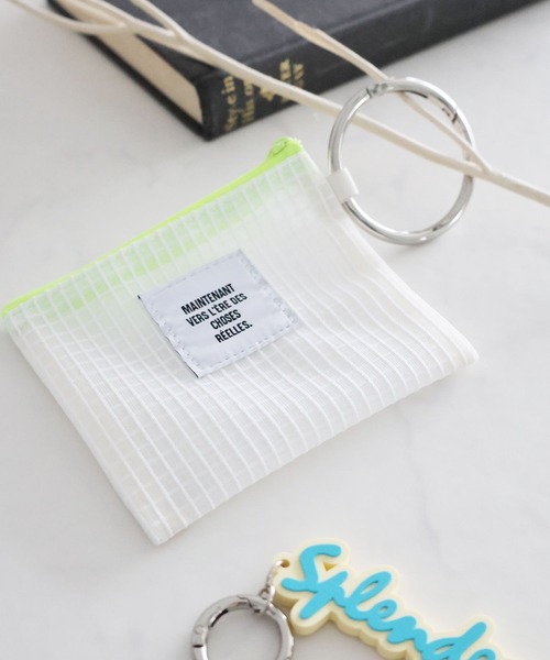 LEPSIM(レプシィム)の「カラビナメッシュポーチ 328064(ポーチ・レディース・ブラック/ライトグリーン/アイボリー・ONE SIZE)」の1枚目の写真