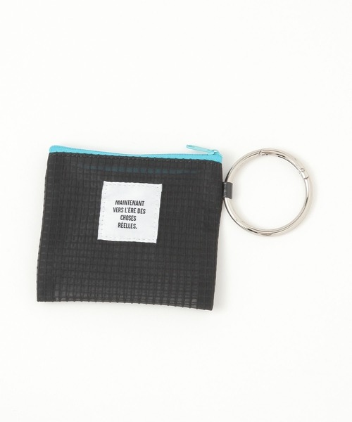 LEPSIM(レプシィム)の「カラビナメッシュポーチ 328064(ポーチ・レディース・ブラック/ライトグリーン/アイボリー・ONE SIZE)」の5枚目の写真