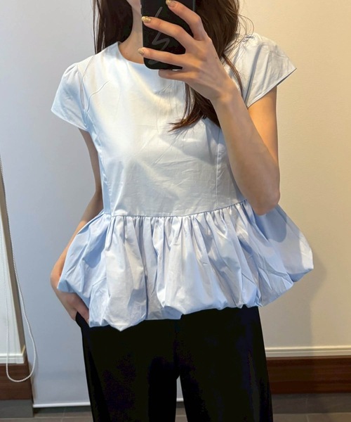 M y u(ミュー)の「【ZOZO限定アイテム】裾バルーンフリル半袖ブラス(シャツ/ブラウス・レディース・ブルー/ブラック/ホワイト・FREE)」の17枚目の写真