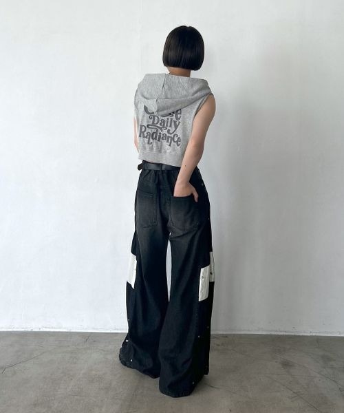 Anui（アニュイ）の「【UNISEX/3サイズ展開】サイドアジャストデニム（デニムパンツ・レディース・ブルー/ブラック・SMALL/MEDIUM/LARGE）」の7枚目の写真