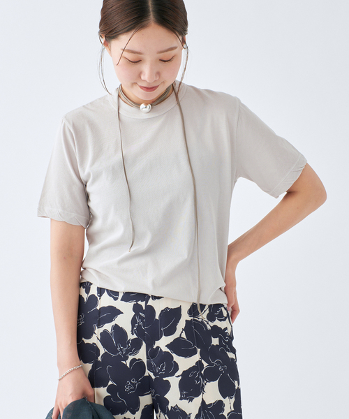 IENA(イエナ)の「ATON/エイトン 別注 FRESCA SINGLE JERSEY Tシャツ(Tシャツ/カットソー・レディース・ホワイト/ベージュ/グレー/ブラック系その他・FREE)」の19枚目の写真