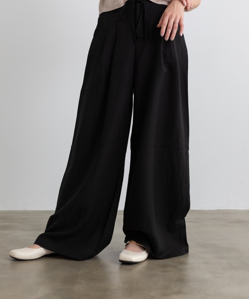 Lunea（ルネア）の「スーパーワイドリネンタックパンツ（その他パンツ・レディース・ブルー/ブラック/ホワイト/ライトグレー/ブラウン/キナリ・M/L）」の22枚目の写真