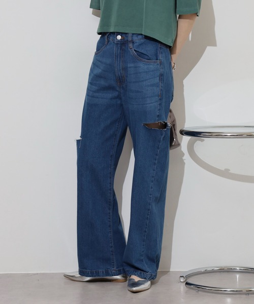 atONE(アットワン)の「デニムダメージストレートパンツ(デニムパンツ・レディース・ブルー/ネイビー/ライトブルー・L/LL/M)」の3枚目の写真
