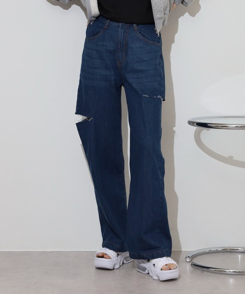 atONE(アットワン)の「デニムダメージストレートパンツ(デニムパンツ・レディース・ブルー/ネイビー/ライトブルー・L/LL/M)」の11枚目の写真