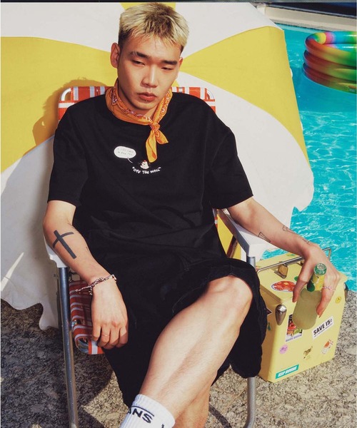 VANS(バンズ)の「RIROO ITEM LIST Tシャツ(Tシャツ/カットソー・メンズ・ブラック/ホワイト・SMALL/MEDIUM/LARGE/X-SMALL/X-LARGE)」の8枚目の写真