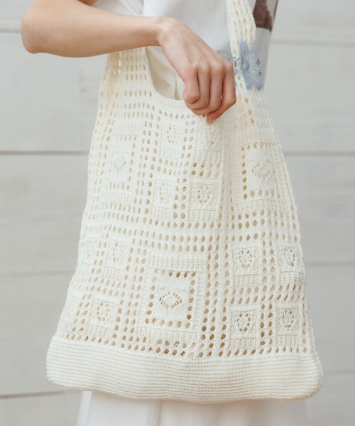 flower(フラワー)の「パネルレースバッグ(かごバッグ・レディース・ブラウン/アイボリー・FREE)」の3枚目の写真