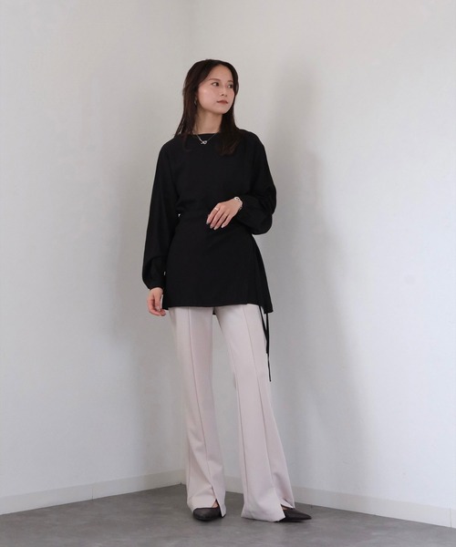 Reurie'(レウリィ)の「ウエストマークブラウス/waist mark blouse アイボリー ブラック カジュアル フェミニン レイヤード風 デザイントップス(シャツ/ブラウス・レディース・アイボリー/ブラック・FREE)」の14枚目の写真