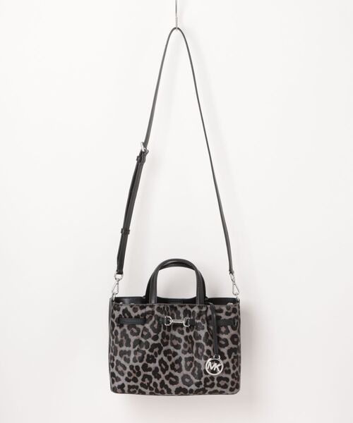 MICHAEL KORS(マイケルコース)の「CARSON SM CZ SATCHEL サッチェル(ハンドバッグ・レディース・ブラック・FREE)」の1枚目の写真