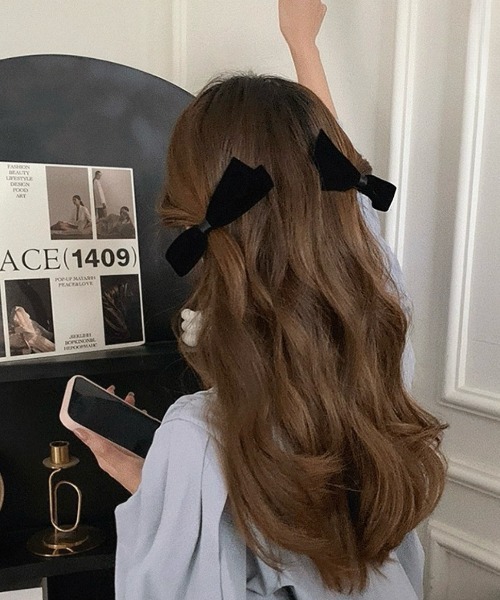 E&C closet…（イーアンドシークローゼット）の「スモールベロアリボンヘアクリップ（バレッタ/ヘアクリップ・レディース・ブラック・フリー）」の22枚目の写真