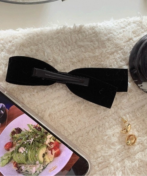 E&C closet…（イーアンドシークローゼット）の「スモールベロアリボンヘアクリップ（バレッタ/ヘアクリップ・レディース・ブラック・フリー）」の10枚目の写真