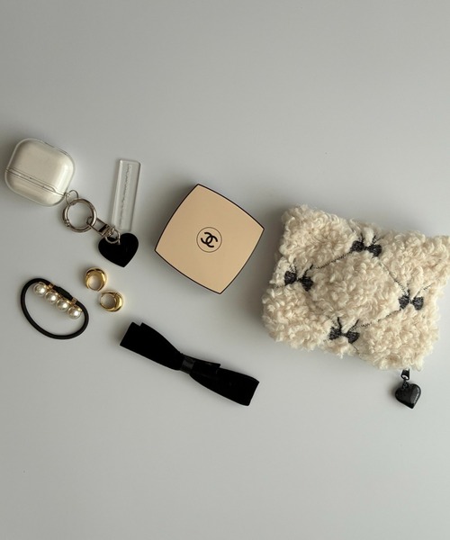 E&C closet…（イーアンドシークローゼット）の「スモールベロアリボンヘアクリップ（バレッタ/ヘアクリップ・レディース・ブラック・フリー）」の8枚目の写真