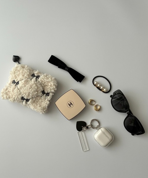 E&C closet…（イーアンドシークローゼット）の「スモールベロアリボンヘアクリップ（バレッタ/ヘアクリップ・レディース・ブラック・フリー）」の2枚目の写真