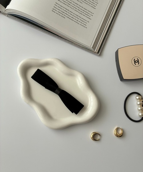 E&C closet…（イーアンドシークローゼット）の「スモールベロアリボンヘアクリップ（バレッタ/ヘアクリップ・レディース・ブラック・フリー）」の5枚目の写真