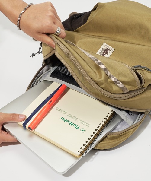 COBMASTER（コブマスター）の「【COBMASTER/コブマスター】COB-CX SCAPE PACK 24L / コーデュラナイロン バックパック（バックパック/リュック・メンズ・オフホワイト・FREE）」の4枚目の写真