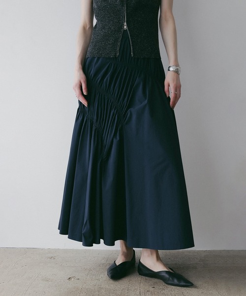 MANOF(マノフ)の「SHIRRING FLARE SKIRT(スカート・レディース・ホワイト/パープル/ネイビー・S/M)」の3枚目の写真