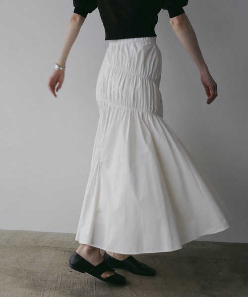 MANOF(マノフ)の「SHIRRING FLARE SKIRT(スカート・レディース・ホワイト/パープル/ネイビー・S/M)」の9枚目の写真
