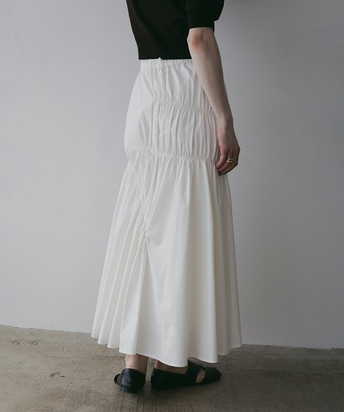 MANOF(マノフ)の「SHIRRING FLARE SKIRT(スカート・レディース・ホワイト/パープル/ネイビー・S/M)」の10枚目の写真