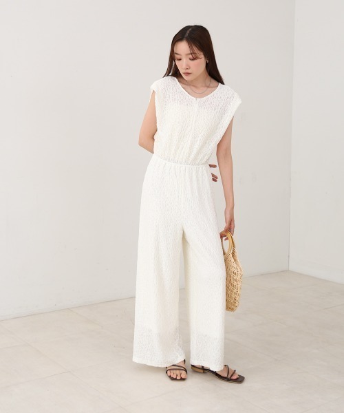 Bab（バブ）の「【低身長向けサイズあり】前後2WAYウェーブ柄シュシュ付ワンピース（つなぎ/オールインワン・レディース・ブラウン/ブラック/アイボリー/A・MEDIUM/SMALL）」の11枚目の写真