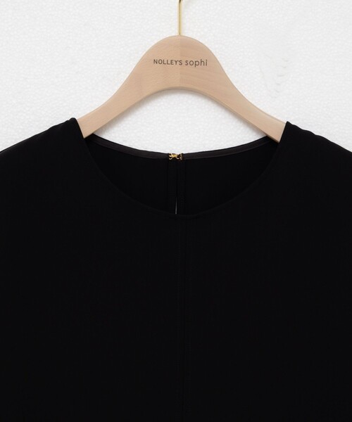 NOLLEY’S Sophi（ノーリーズソフィ）の「《セットアップ対応》ウォッシャブルダブルサテンフレンチブラウス（シャツ/ブラウス・レディース・ブラウン/ブラック/キナリ・38）」の16枚目の写真