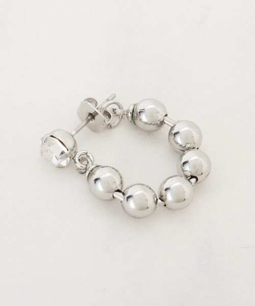 SHOO・LA・RUE（シューラルー）の「【チタンポスト】ボールチェーンピアス（ピアス（両耳用）・レディース・シルバー/ブラック/ゴールド・00）」の6枚目の写真