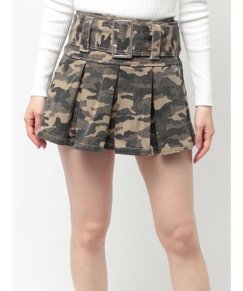 GYDA（ジェイダ）の「ハイウエストWIDE BELTプリーツデニムスカートライクショートパンツ（デニムスカート・レディース・ライトブルー/インディゴブルー/その他1・SMALL/MEDIUM）」の4枚目の写真