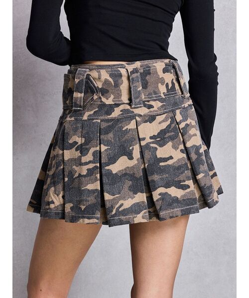 GYDA（ジェイダ）の「ハイウエストWIDE BELTプリーツデニムスカートライクショートパンツ（デニムスカート・レディース・ライトブルー/インディゴブルー/その他1・SMALL/MEDIUM）」の9枚目の写真