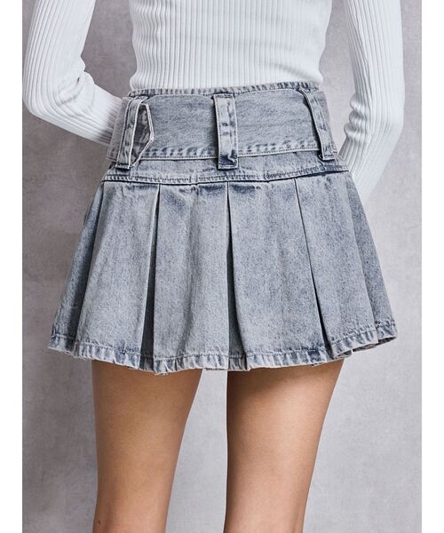 GYDA（ジェイダ）の「ハイウエストWIDE BELTプリーツデニムスカートライクショートパンツ（デニムスカート・レディース・ライトブルー/インディゴブルー/その他1・SMALL/MEDIUM）」の13枚目の写真