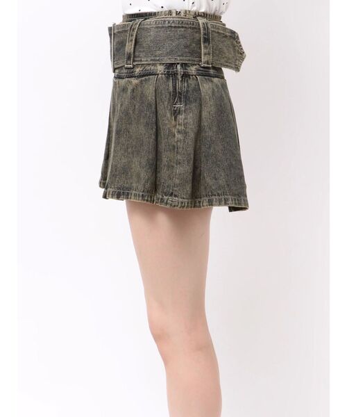 GYDA（ジェイダ）の「ハイウエストWIDE BELTプリーツデニムスカートライクショートパンツ（デニムスカート・レディース・ライトブルー/インディゴブルー/その他1・SMALL/MEDIUM）」の15枚目の写真