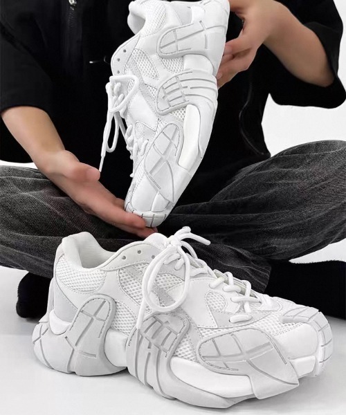 .KOM（ドットコム）の「『.KOM/ドットケーオーエム』ウェーブソールダッドスニーカー【Y】【CN】（スニーカー・メンズ・ブラック/ホワイト/グレー・25cm/26cm/27cm）」の4枚目の写真