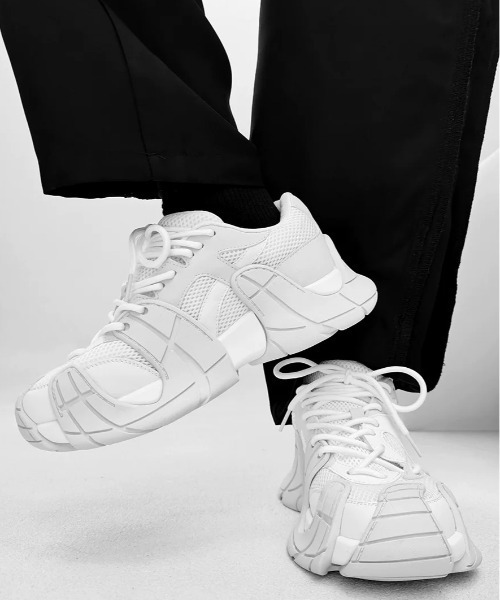 .KOM（ドットコム）の「『.KOM/ドットケーオーエム』ウェーブソールダッドスニーカー【Y】【CN】（スニーカー・メンズ・ブラック/ホワイト/グレー・25cm/26cm/27cm）」の12枚目の写真