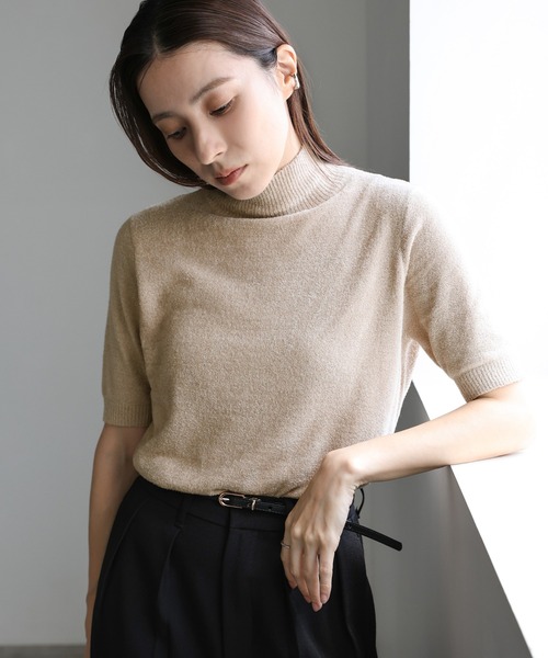 select MOCA(セレクトモカ)の「ハイネックパイルハーフスリーブニット(ニット/セーター・レディース・ベージュ/チャコールグレー・FREE)」の7枚目の写真