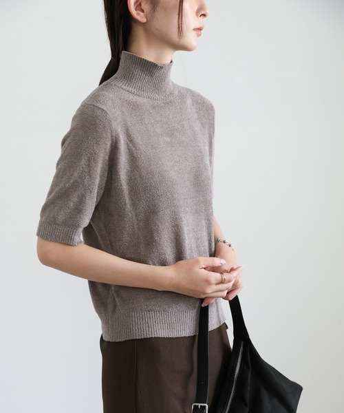 select MOCA(セレクトモカ)の「ハイネックパイルハーフスリーブニット(ニット/セーター・レディース・ベージュ/チャコールグレー・FREE)」の21枚目の写真