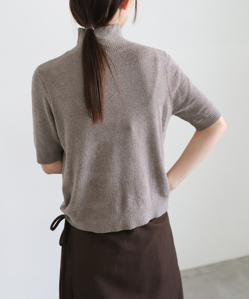 select MOCA(セレクトモカ)の「ハイネックパイルハーフスリーブニット(ニット/セーター・レディース・ベージュ/チャコールグレー・FREE)」の22枚目の写真