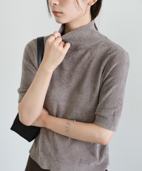 select MOCA(セレクトモカ)の「ハイネックパイルハーフスリーブニット(ニット/セーター・レディース・ベージュ/チャコールグレー・FREE)」の17枚目の写真