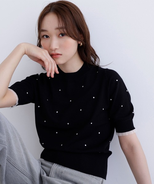 NATURAL BEAUTY BASIC(ナチュラルビューティーベーシック)の「◇ドット刺繍ハーフスリーブニット(ニット/セーター・レディース・ホワイト系その他/グレー系その他/ブラック系その他・FREE)」の1枚目の写真