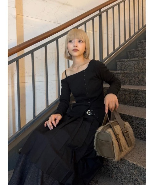 セール】ASYMMETRY BUTTON TOPS アシンメトリー ボタン トップス 長袖