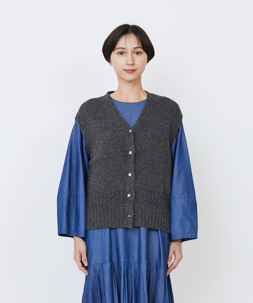 LOISIR（ロワズィール）の「リネンウールホールガーメントベスト（ベスト・レディース・キナリ/グレー・FREE）」の19枚目の写真